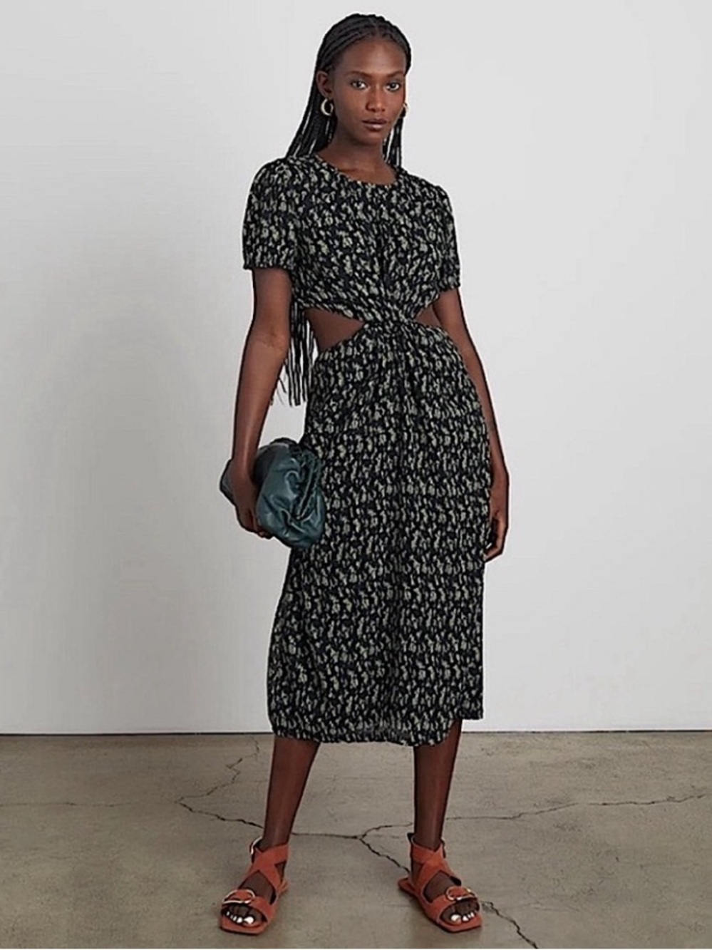 NWT Who What Wear Drew Plisse Cutout Twist Crepe Floral Midi Dress Small Resort